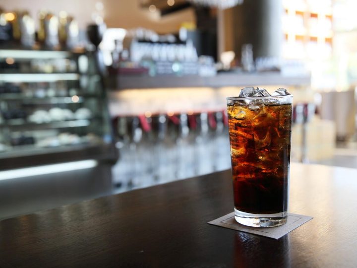 La coca cola zero sotto la lente: verità e miti sul suo impatto sul peso