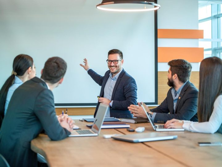 Guida al ruolo del responsabile sviluppo business: strategie e competenze chiave per la crescita aziendale
